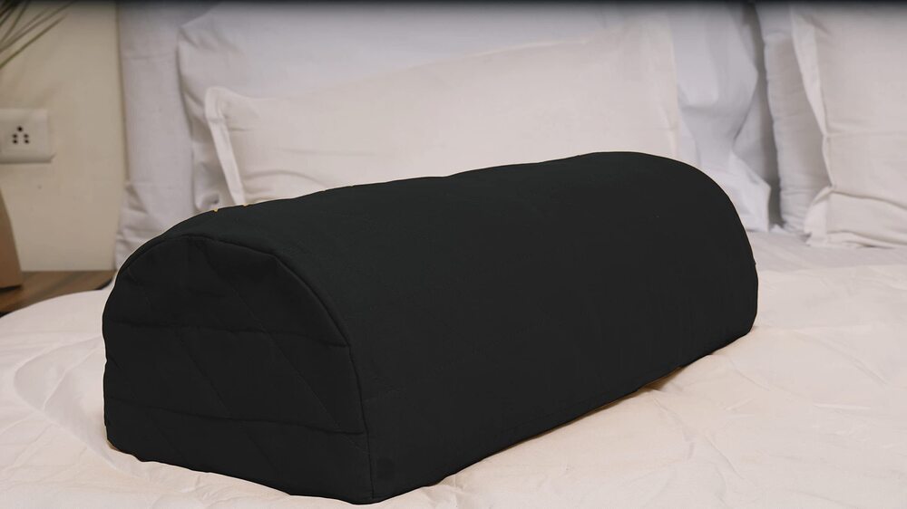 9423 Handicrafts - Halfmoon Bolster Pillowcase - Quilted Cotton Cushion